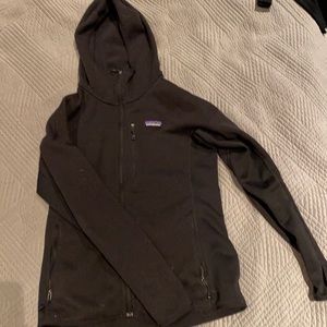 Black Patagonia great shape